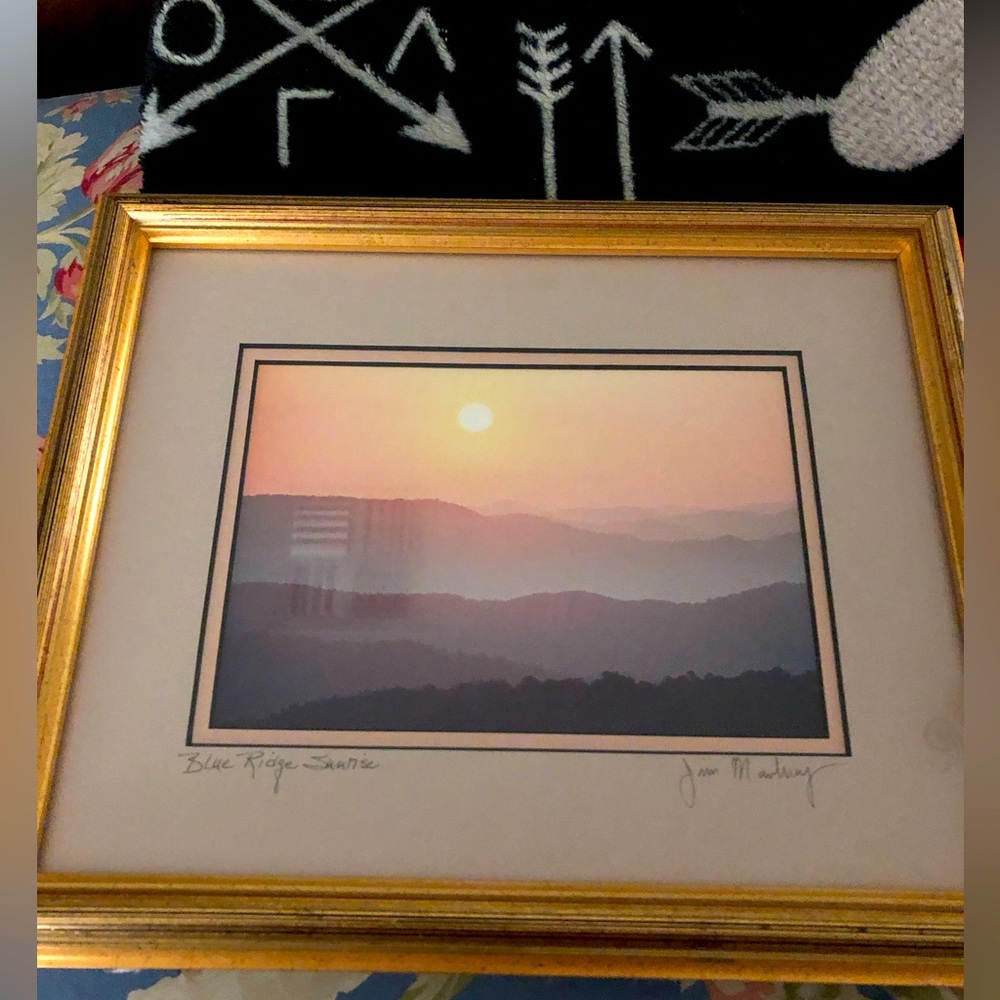 A BlueRidge Sunrise signed Jim Murphy photo. Lovely photo 6x11